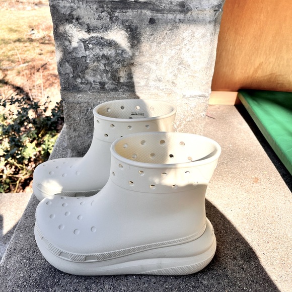 Crocs Rainboot - Picture 1 of 5
